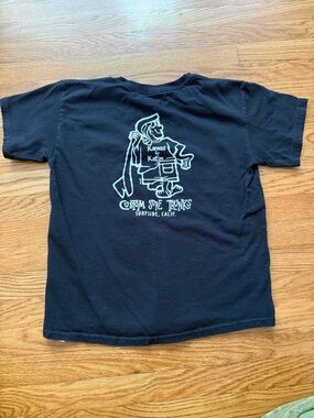 Kanvas by Katin surf kids local store exclusive shirt M